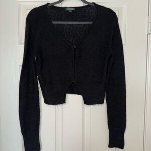 Wild Fable Women’s Black Cropped Cardigan Sweater